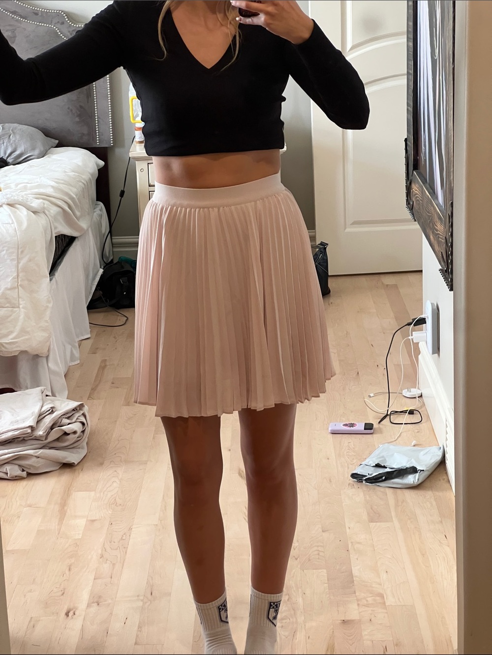 Pleated baby pink Women's aritzia babaton Skirt